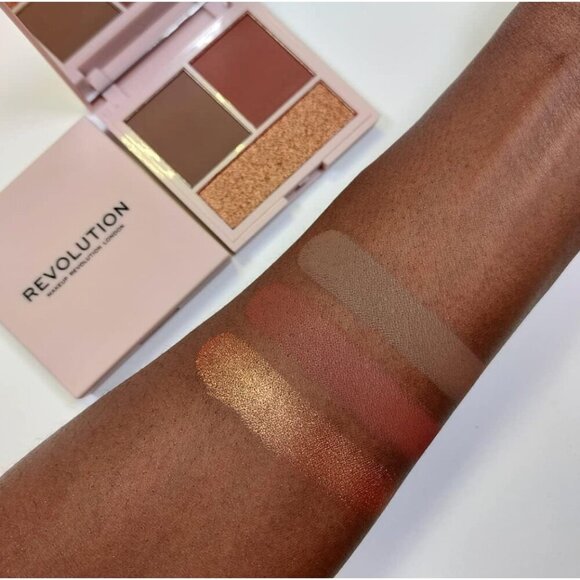 NEW 7 Piece Beauty Bundle,  Clinique Cosmetic Bag for Dark Skin - Picture 4 of 8